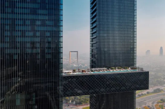 SIROワン・ザベール Floating Bridge周辺のホテル