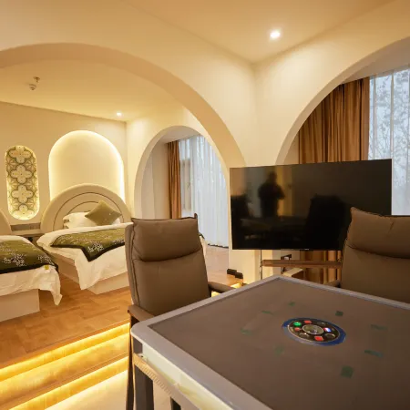 Qirui Chain Hotel