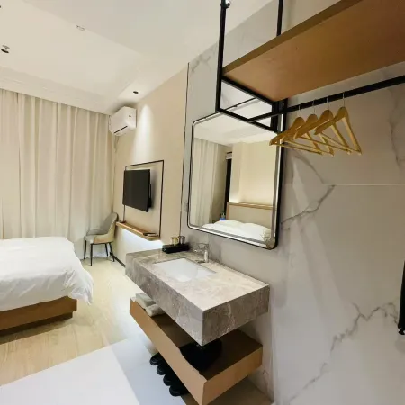 Yuefushuxiang Hotel