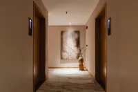 Jintang Chuangminglijing Hotel