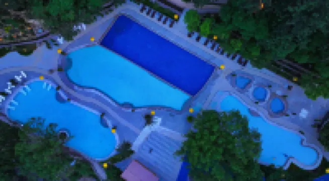 Puge Hot Spring  Hotel