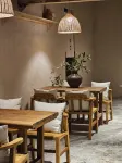 叄山而川民宿(峨眉山観光地店) - バー