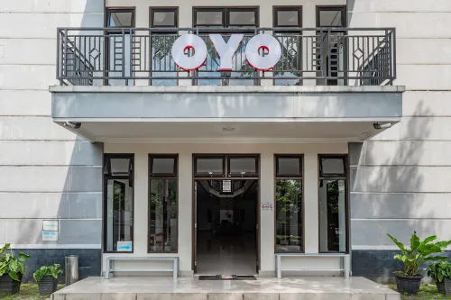 Hotel O Kambang Iwak Area Near Kambang Iwak Park Formerly Kerangga Hotels in Bukit Kecil