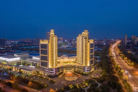 Shandong Hotel Qingzhao Hotel Отели рядом с достопримечательностью «Jinan Engineering Vocational and Technical College (Xiuyuanhe Campus)»