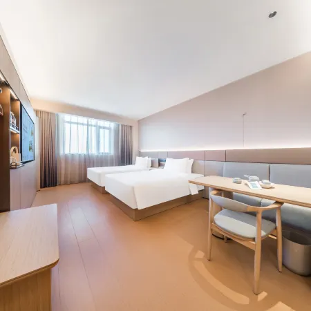 JI Hotel (Qiqihar Railway Station)