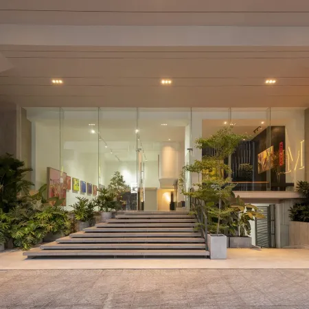 M Village Hotel Ly Tu Trong Отели рядом с достопримечательностью «Район 1»