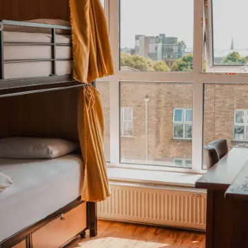 花園巷背包客旅館 凱明監獄附近的飯店