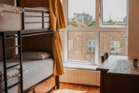 Garden Lane Backpackers Отели рядом с достопримечательностью «Церковь Святого Аудоена»