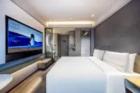 Atour X Hotel Lanzhou West Railway Station Wanhui Plaza Hotels in Lanzhou