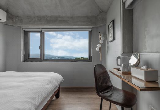 1. 지우펀 디 오션..