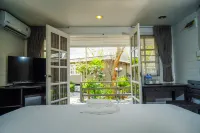 ลูน่าฮัท รีสอร์ท - บ้านพักหลังเล็ก