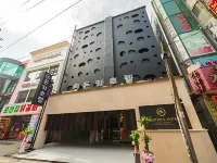 Seongnam Donkihotel โรงแรมใกล้แทพยอง