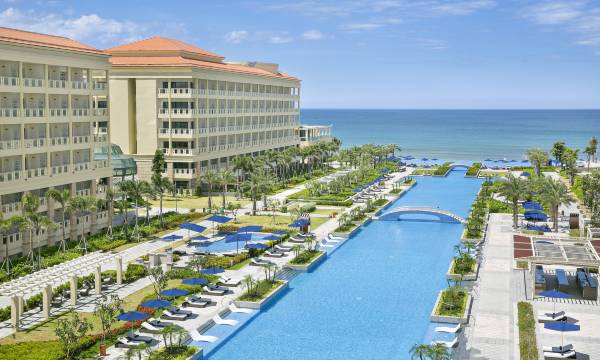 Sheraton Grand Danang Beach Resort & SPA