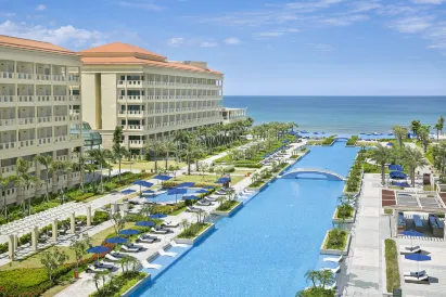 Sheraton Grand Danang Beach Resort & SPA