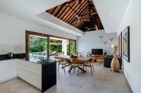 Villa Leaf Sanur by BaliSuperHost Hotel a Bali