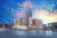 GreenTree Inn (Golmud Kunlun Park Bayi Road Underground Commercial Street Store) Hotels in 