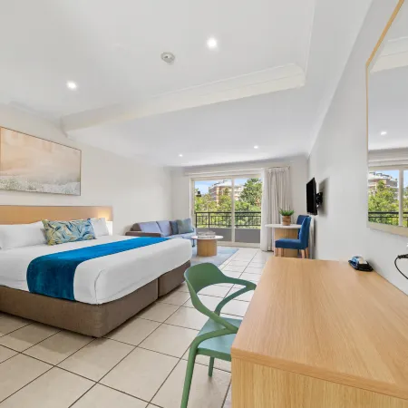 Terrigal Sails Serviced Apartments