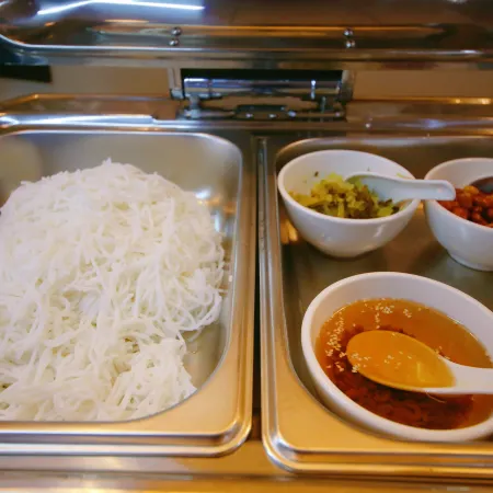 O.LIVE social Hotel （Zhanjiang Xuwen Mulan Avenue）