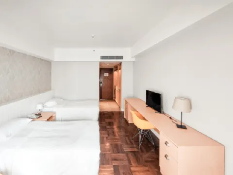 Caritas Oswald Cheung International House Hotels near Yung Shue Wan Ferry Pier