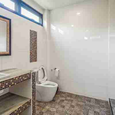 Busaya Resort & Cuisine Rooms
