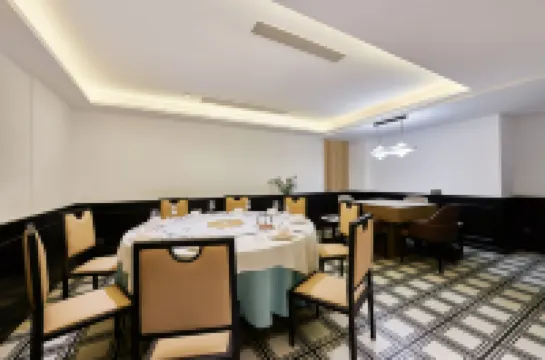 Penpai Mountain Residence Ginkgo Fontaine Hotel Hotels in Pengzhou