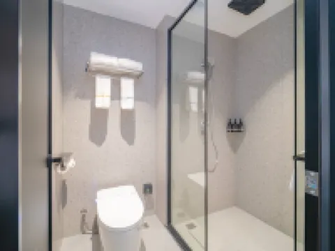 City Comfort Inn Hotel (De'an Chaoyang Pedestrian Street) Hotels in De'an