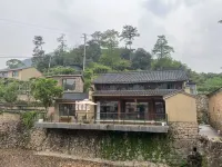 Lingxi Yanchao Hotels near Xiaohuangshanda Canyon Drifting