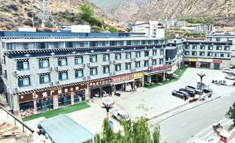 Daocheng Shiruihe Leisure Resort (Daocheng Yading Branch)