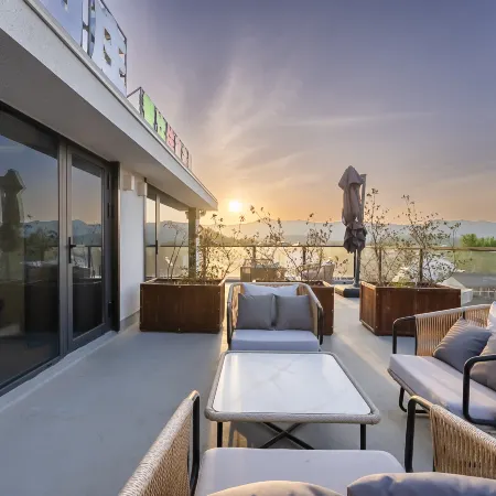 Yixing Longxi Mountain Villa (Bamboo Sea Scenic Area Store)