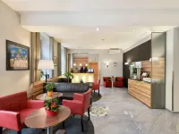 Hotel Lucia Hotels near 16. Ottakring