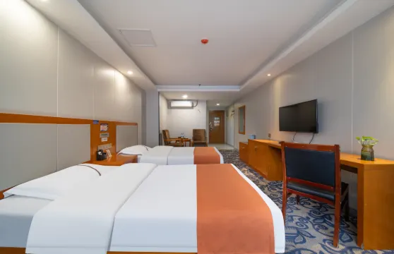 石河子市華瑞商務酒店