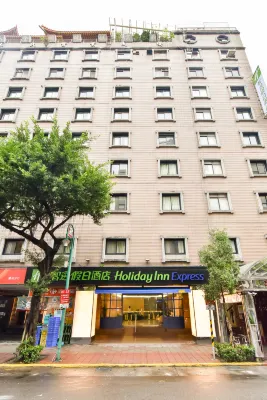 Holiday Inn Express Taipei Train Station Các khách sạn ở Đài Bắc