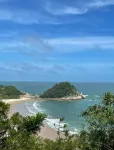 Fengyue Four Seasons Apartment Hotel (Yangjiang Hailing Island North Luowan Branch) - Beach