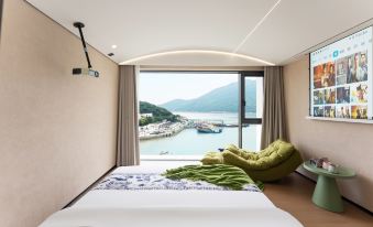 Zhujiajian Island trail lanshan homestay