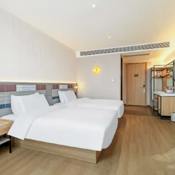 Home Selection Hotel (Aksu Branch)
