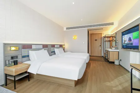 Home Selection Hotel (Aksu Branch) Отели рядом с достопримечательностью «Aksu Old Street»