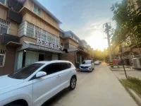 Huanlv Business Hotel (Xi'an Xianyang International Airport Branch) - Inns