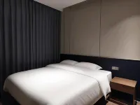 Huayue Xinglan Boutique Apartment (Pingxiang North Station) Hotels near Pingxiang North Railway Station