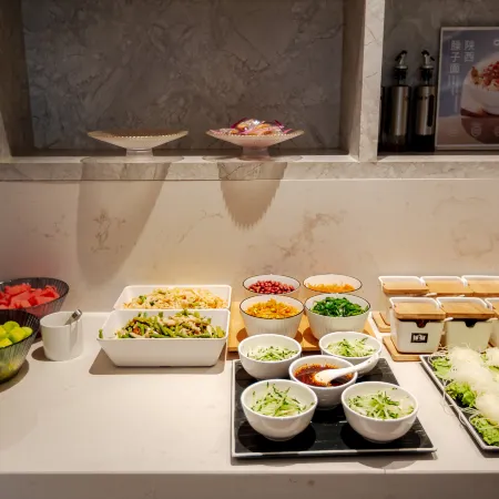HanTing Hotel (Weinan Railway Station Qianjin Road)