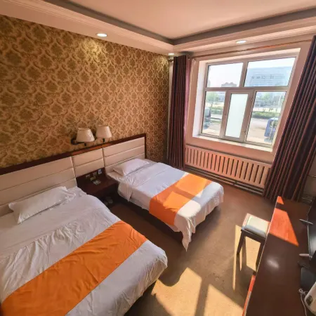 Ergun Minghao Hotel