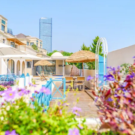 Mediterranean Romantic Seaview Holiday Guesthouse by the Blue Shore (Xinghai Square Branch)