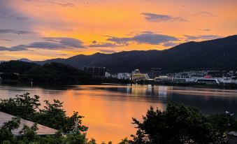 Huaxu Homestay (Qixingyan Scenic Area Store)