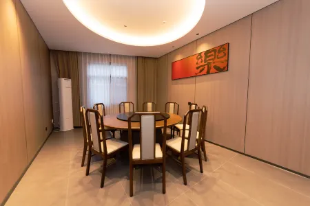 Lushan Wangchuan · Yunqi Homestay (Xiufeng Scenic Area) Отели рядом с достопримечательностью «Haihuizhen»