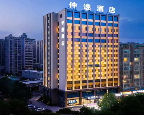Zhongyi Hotel Hotéis em Cidade de Lingbao
