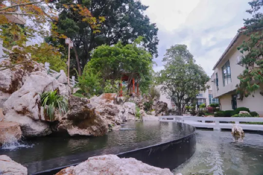 Anning Hot Spring Hotel