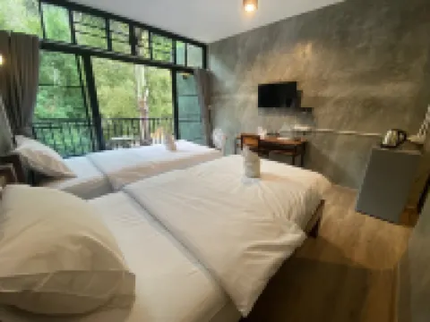 Morning Thanthong Chiang Mai Hotels near Mae Lai