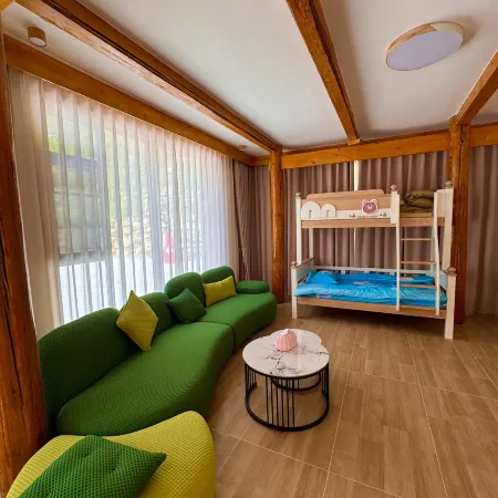 Guanba Tianyi Homestay
