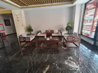 Ergun City Hei Shan Tou Ye Ma Wu Jiang Tian Bian Guesthouse