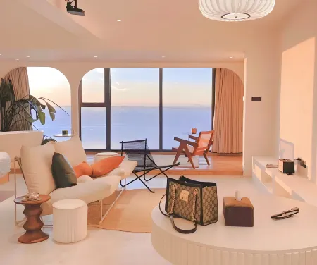 Yi Hai Yi She · Riluo Haijing Meisu (Anaya) Отели в г. Чанли