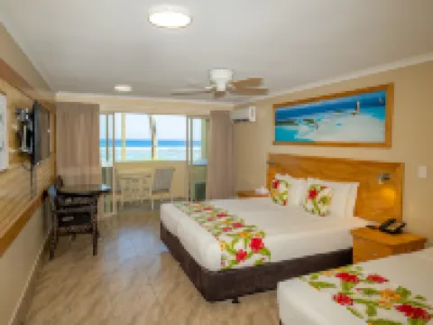 The Edgewater Resort & Spa Hotels in Arorangi